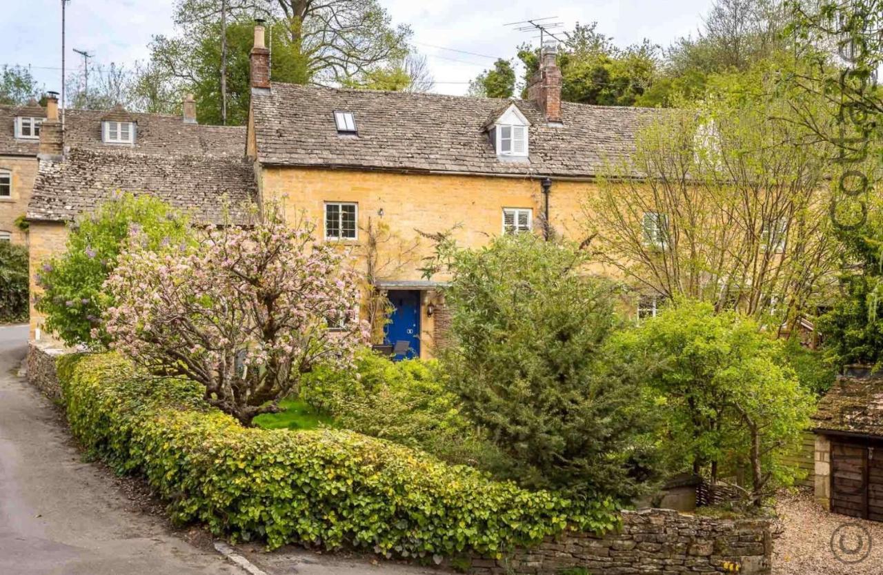 Dove Cottage Naunton Exterior photo